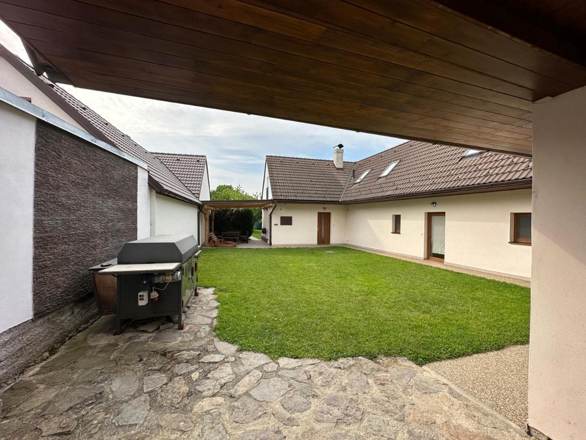 U nás na chalupě Borovany (Ceske Budejovice) Exterior foto