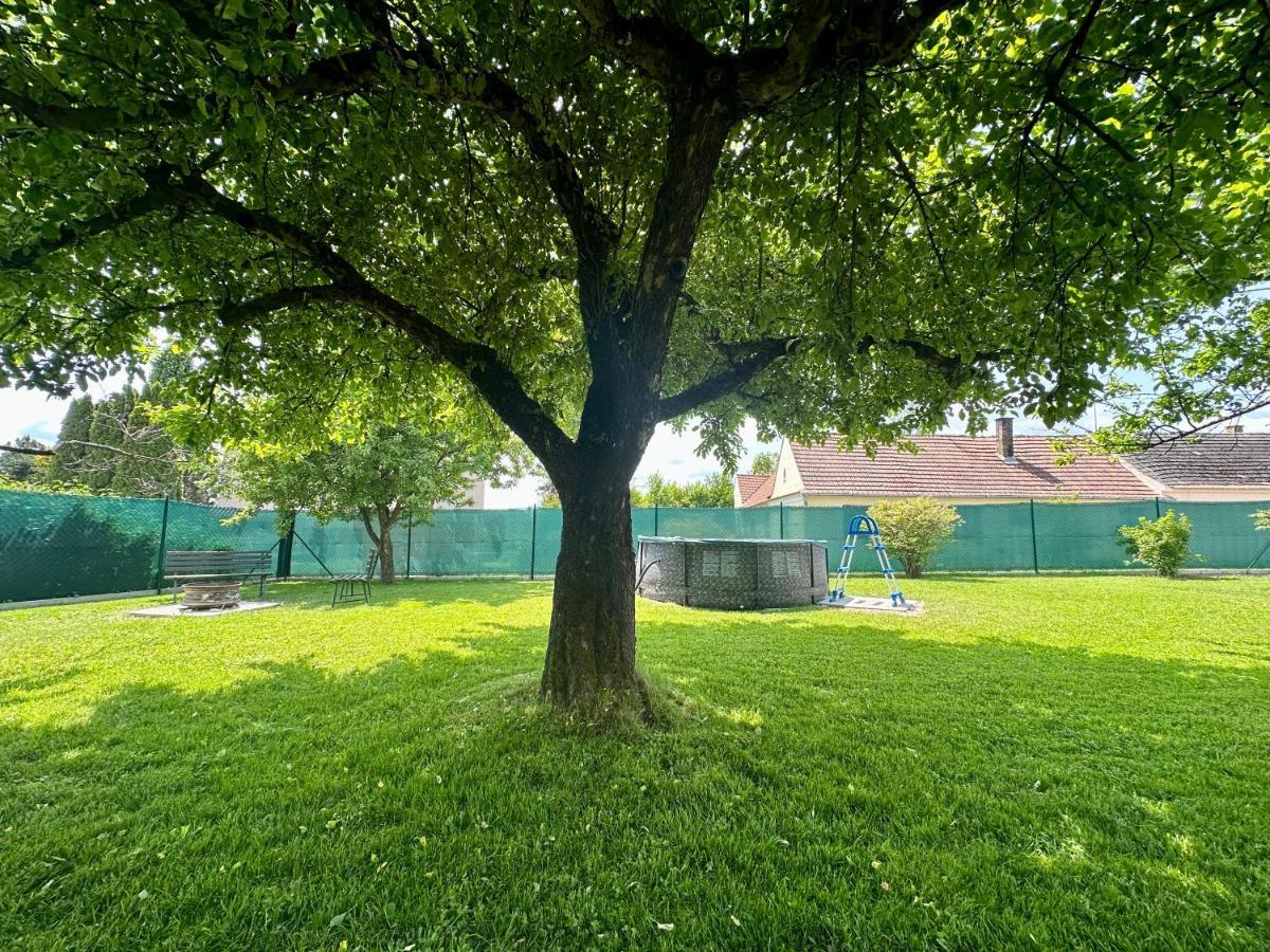 U nás na chalupě Borovany (Ceske Budejovice) Exterior foto